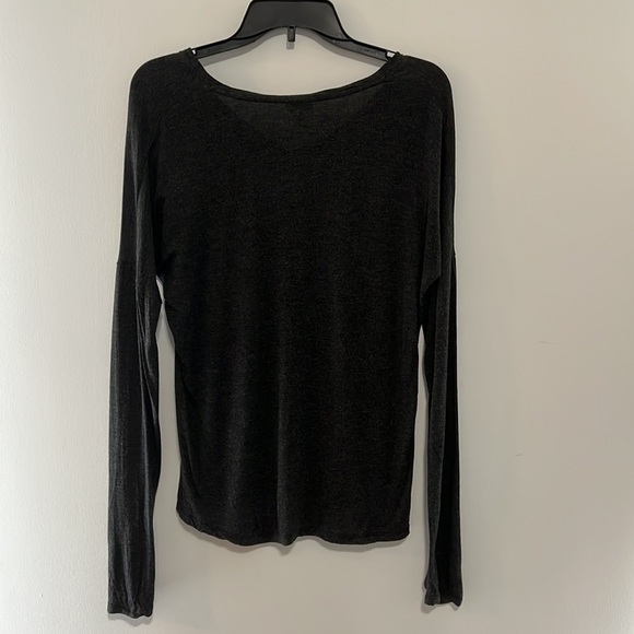 VINCE Dark Grey Long Sleeve V Neck Top Size XS - Picture 4 of 7